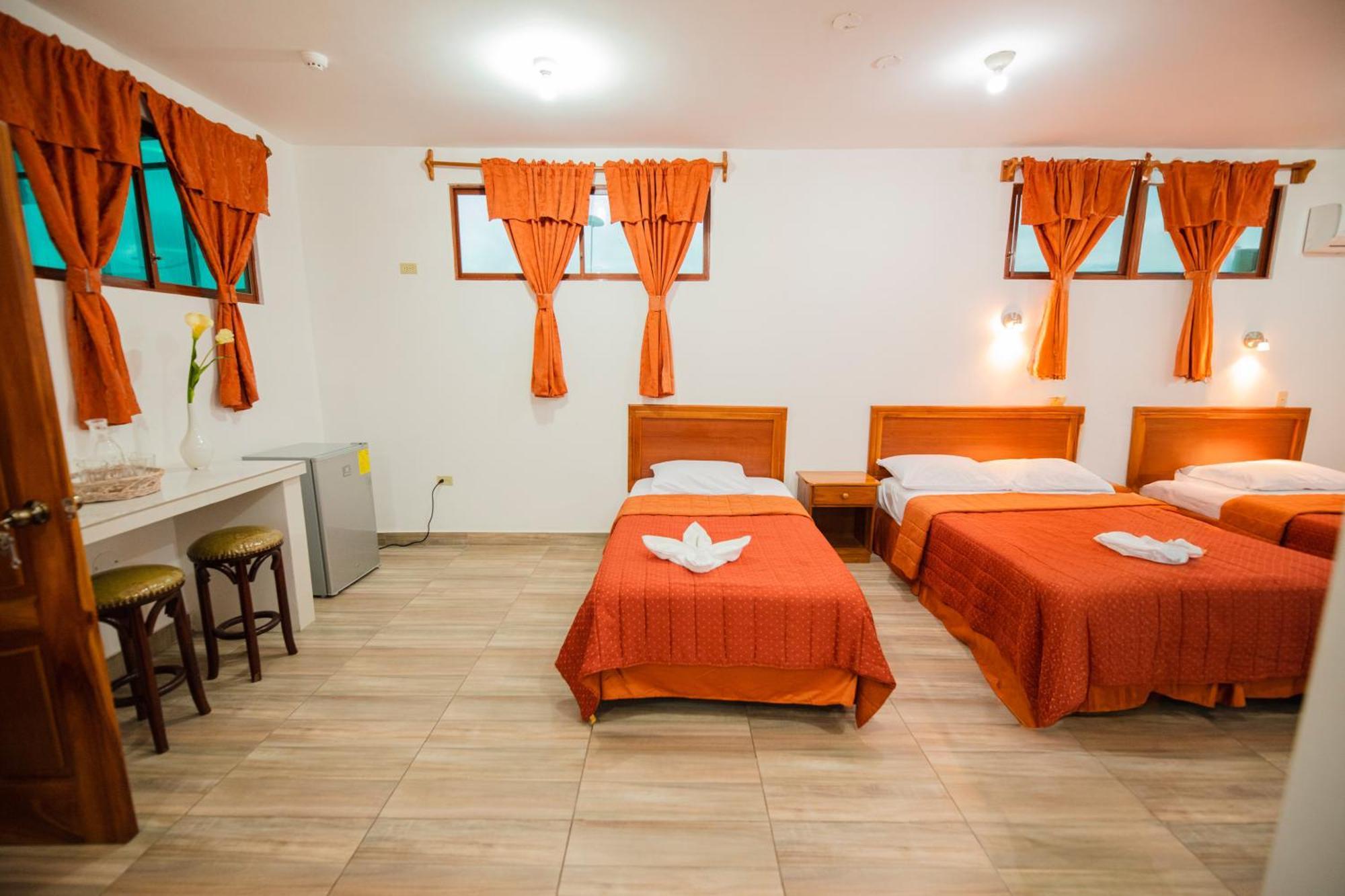 Suites En El Centro ปูแอร์โตอาโยรา ภายนอก รูปภาพ