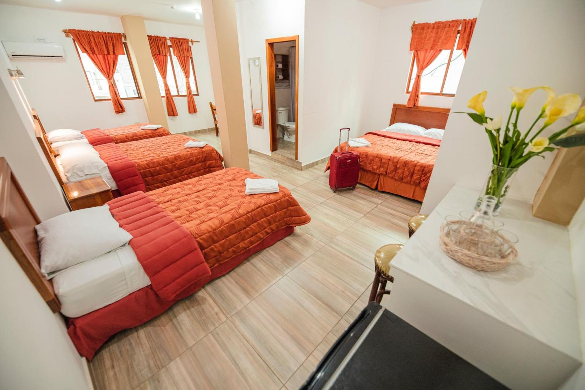 Suites En El Centro ปูแอร์โตอาโยรา ภายนอก รูปภาพ