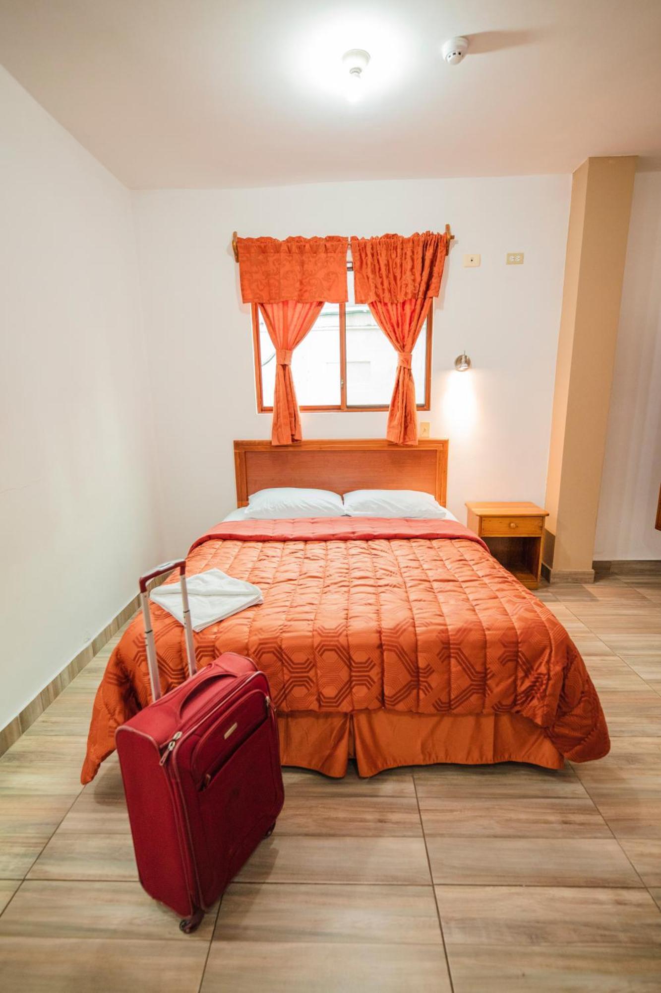 Suites En El Centro ปูแอร์โตอาโยรา ภายนอก รูปภาพ