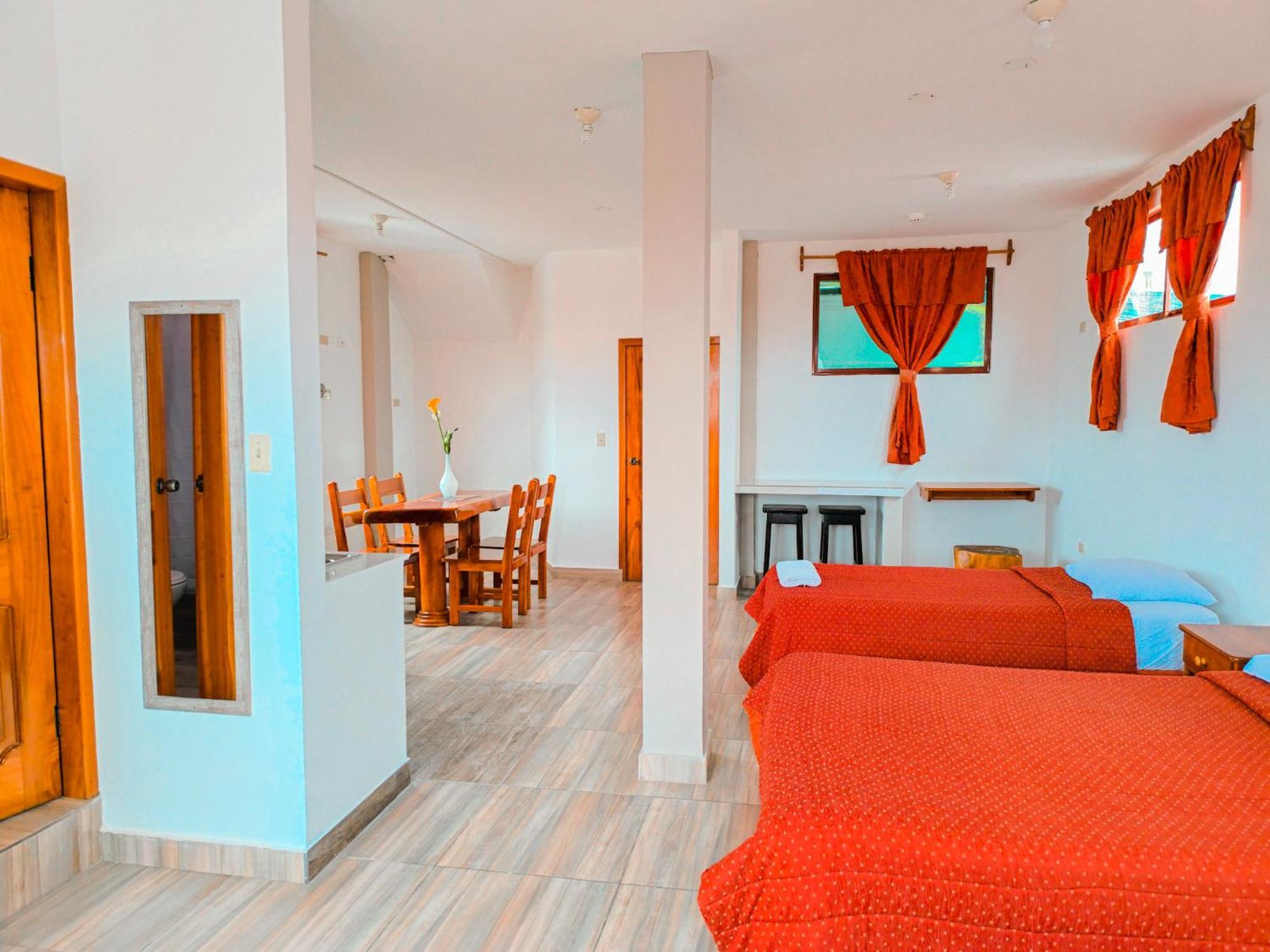 Suites En El Centro ปูแอร์โตอาโยรา ภายนอก รูปภาพ