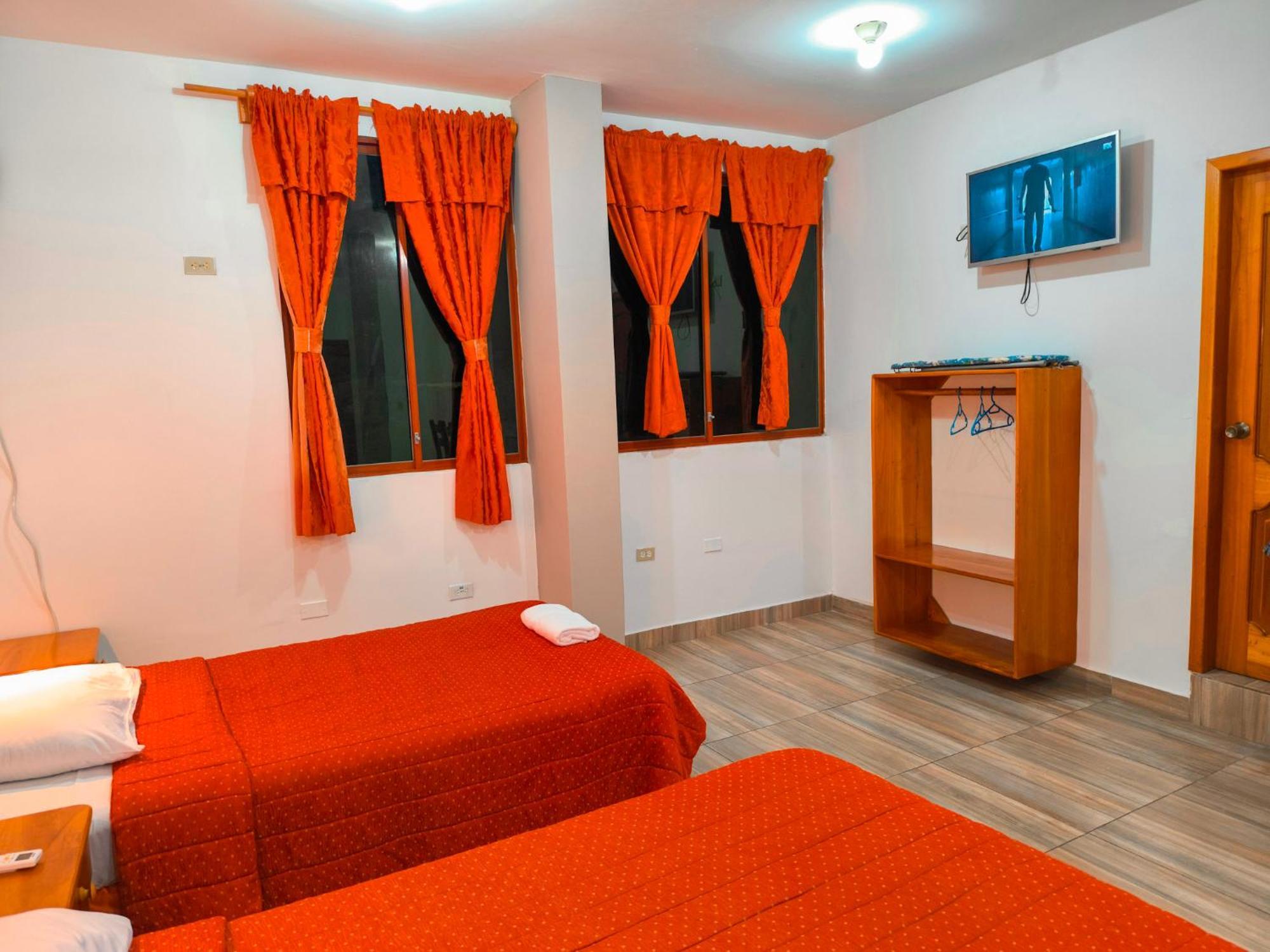 Suites En El Centro ปูแอร์โตอาโยรา ภายนอก รูปภาพ