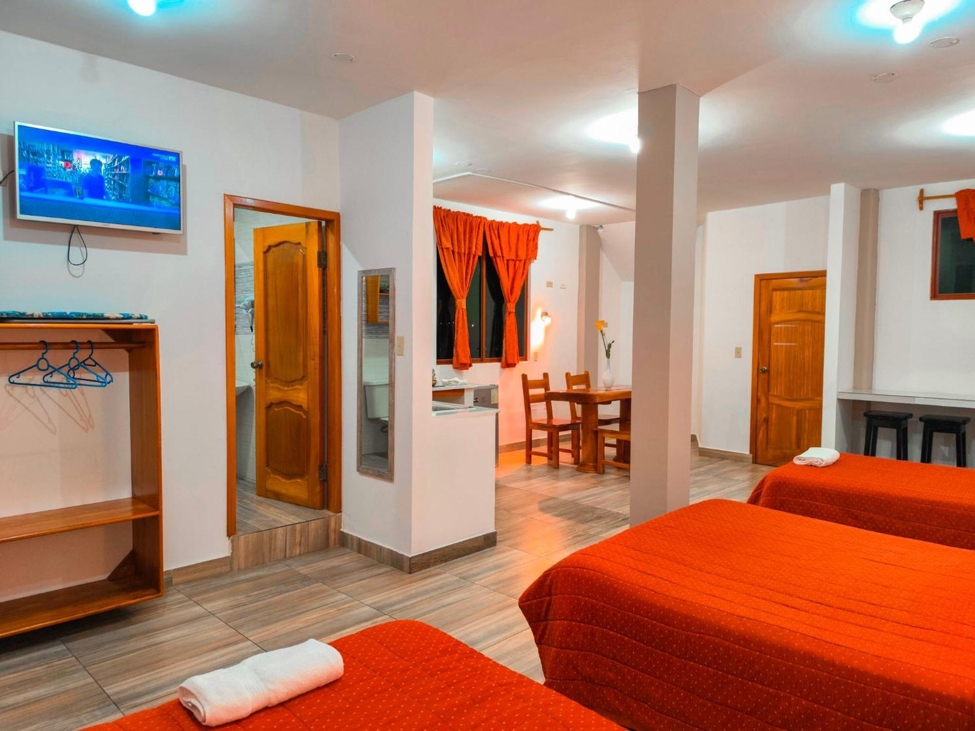 Suites En El Centro ปูแอร์โตอาโยรา ภายนอก รูปภาพ