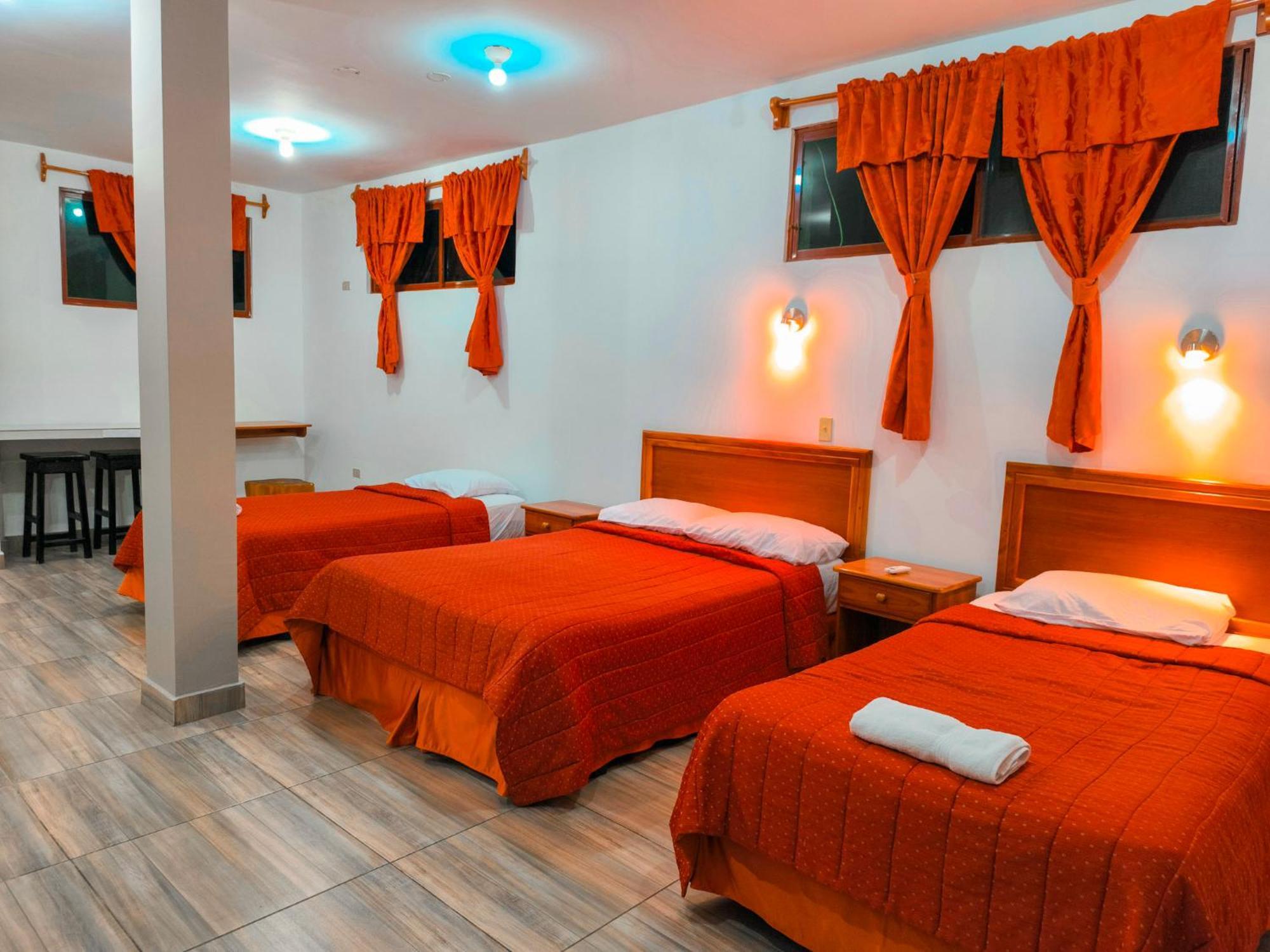 Suites En El Centro ปูแอร์โตอาโยรา ภายนอก รูปภาพ
