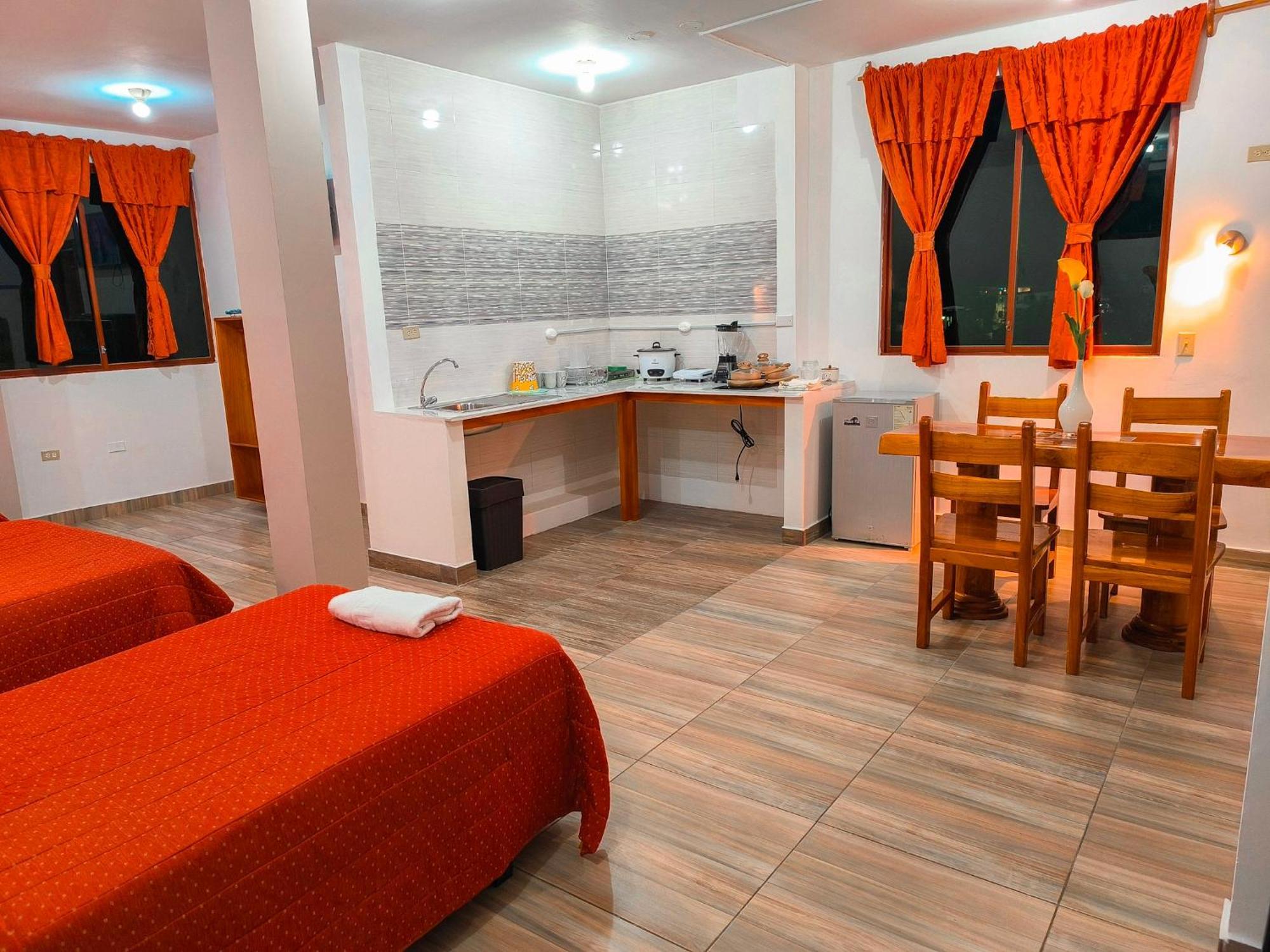 Suites En El Centro ปูแอร์โตอาโยรา ภายนอก รูปภาพ